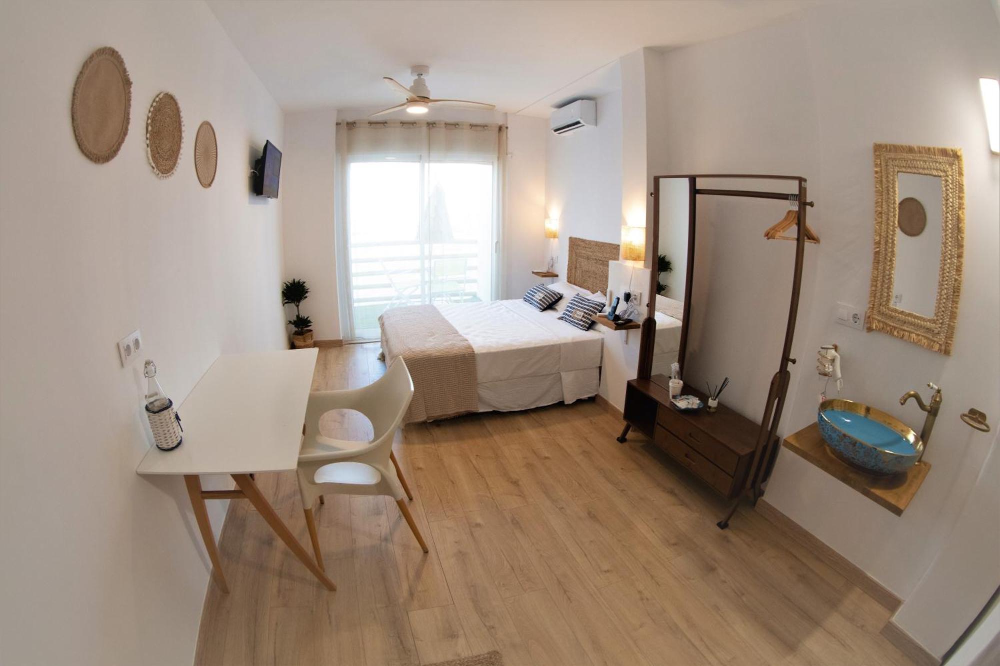 Hostal Playa Dreams Nautico Adults Гарруча Екстер'єр фото